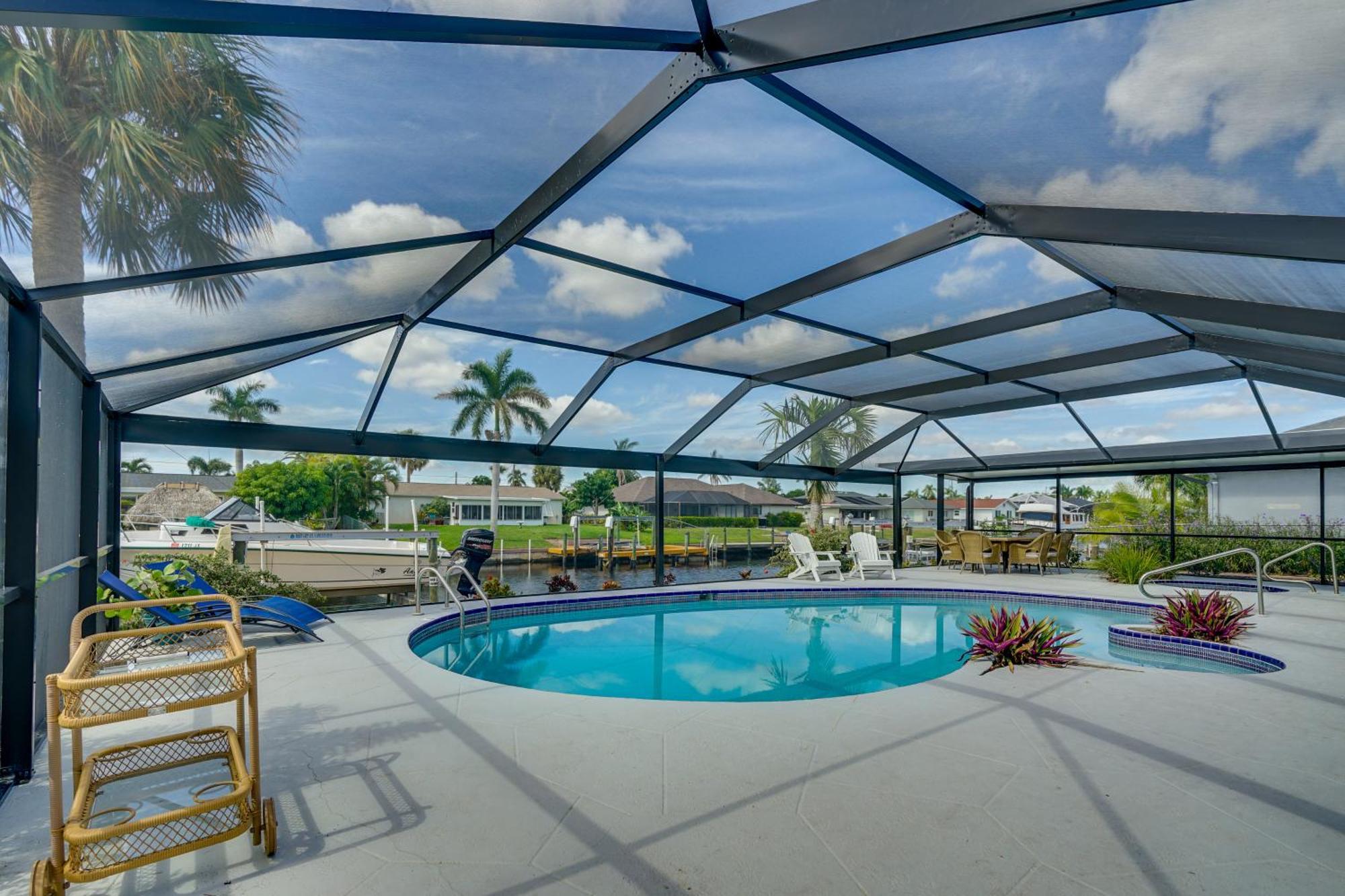 Beachy Cape Coral Home - Swim, Fish, Boat! Bagian luar foto